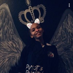 Meet your Posher, Ariel